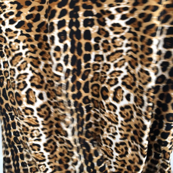 Leopard print bodysuit dress shirt - Picture 6 of 7